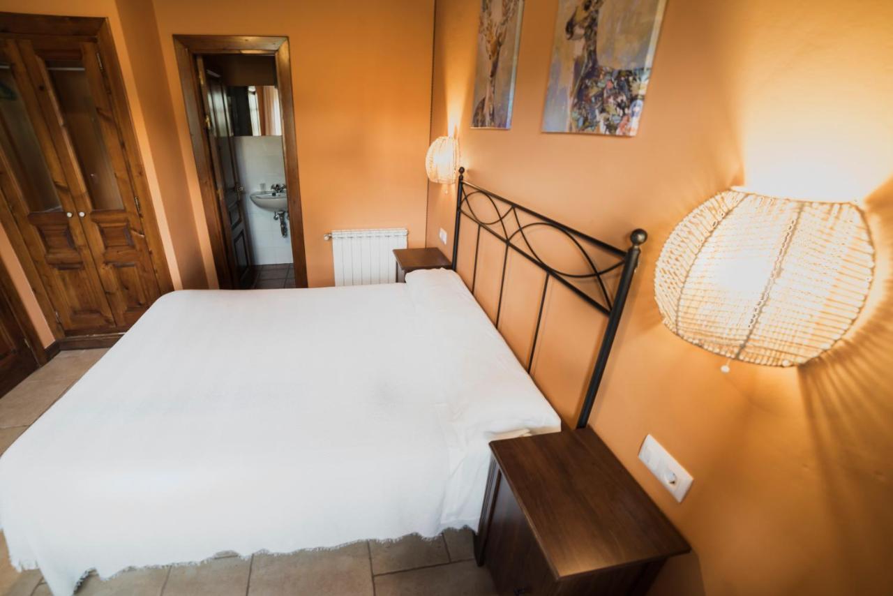 Mirador De Picos Guest House Aliezo Bagian luar foto