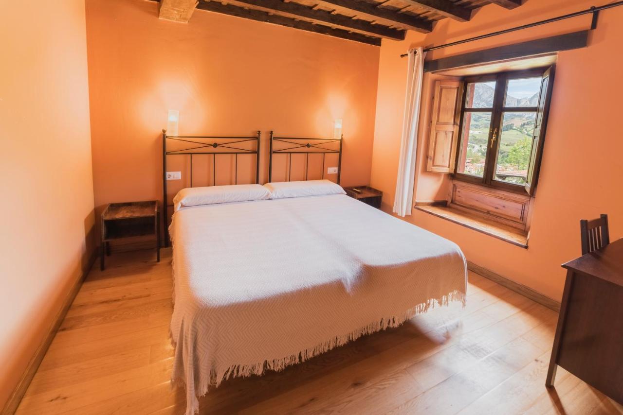 Mirador De Picos Guest House Aliezo Bagian luar foto
