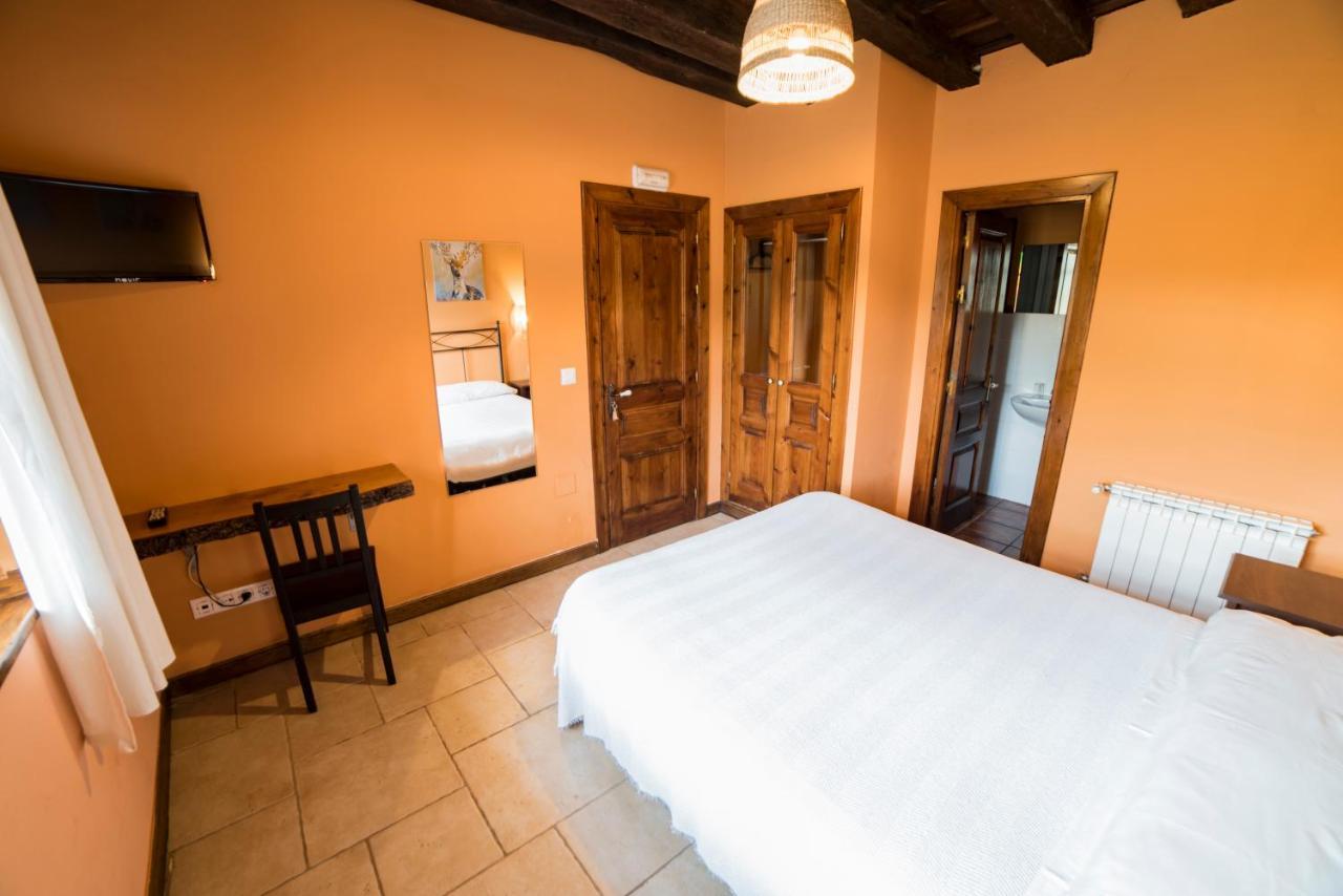 Mirador De Picos Guest House Aliezo Bagian luar foto