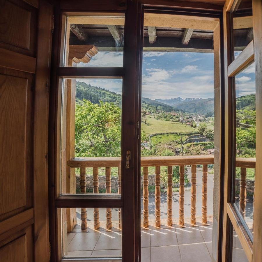 Mirador De Picos Guest House Aliezo Bagian luar foto