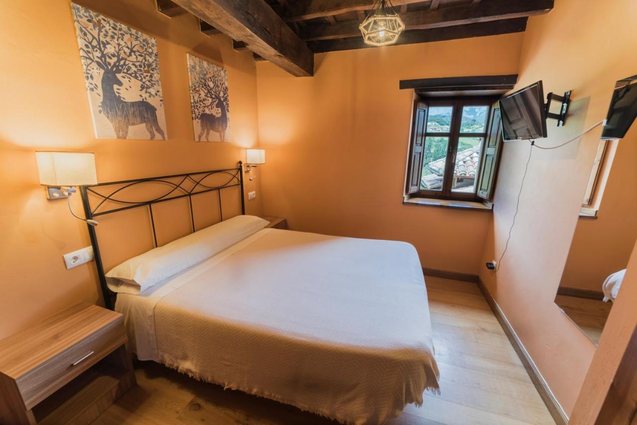 Mirador De Picos Guest House Aliezo Bagian luar foto